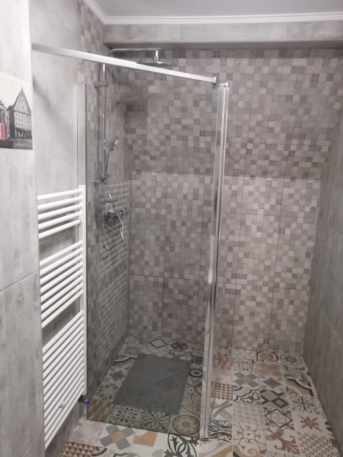 Casa Continentelor Hotel Campulung Ngoại thất bức ảnh